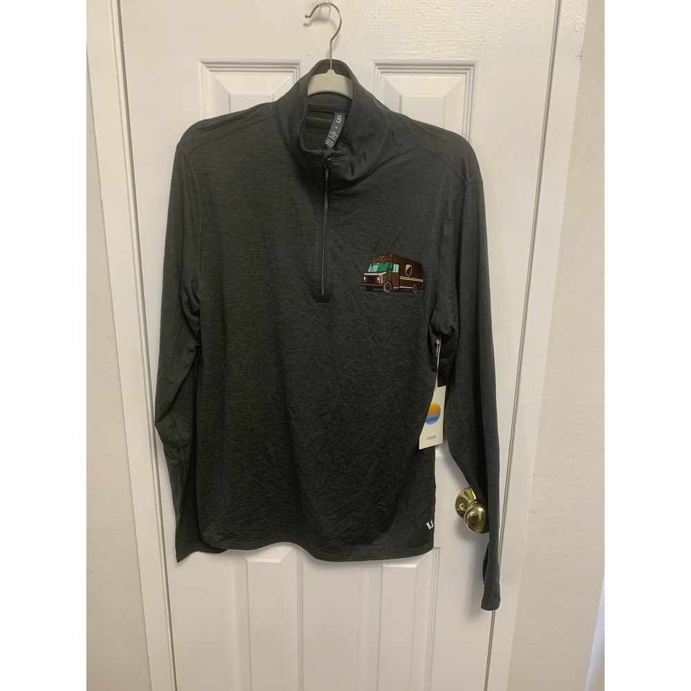 NWT Vuori Halo Essential 1/2 Zip Charcoal Heather Mens Sweater Medium - Read
